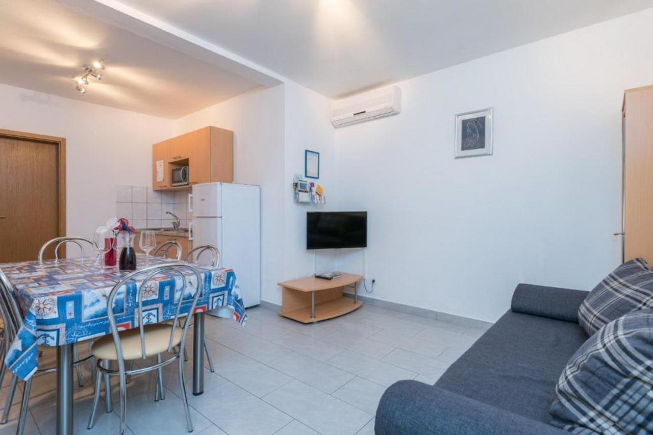 Apartments Maestral Orebić Екстериор снимка